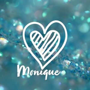 Meet your Posher, Monique